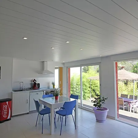 Villa Modern In Roquebrune-sur-argens With Barbecue